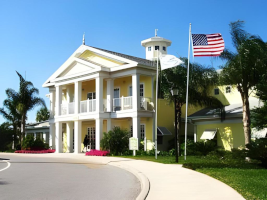 Taxi outside Bahama Bay Resort